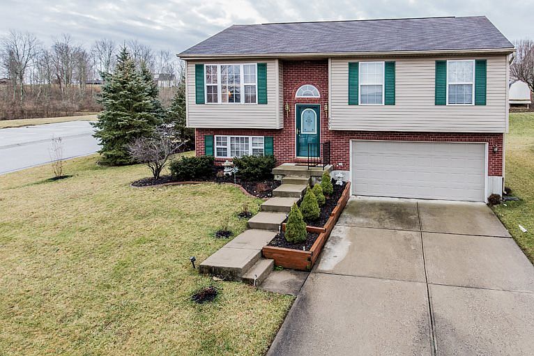 1st image of 647 Tupelo Dr