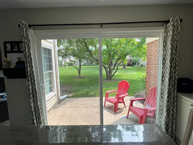 2327 Sedgfield Ct — Photo 8