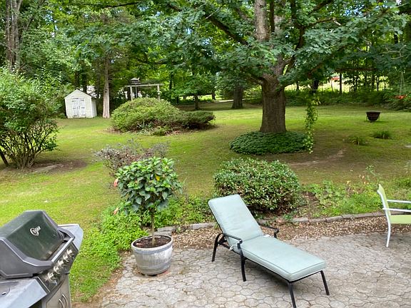 27 Housatonic Avenue