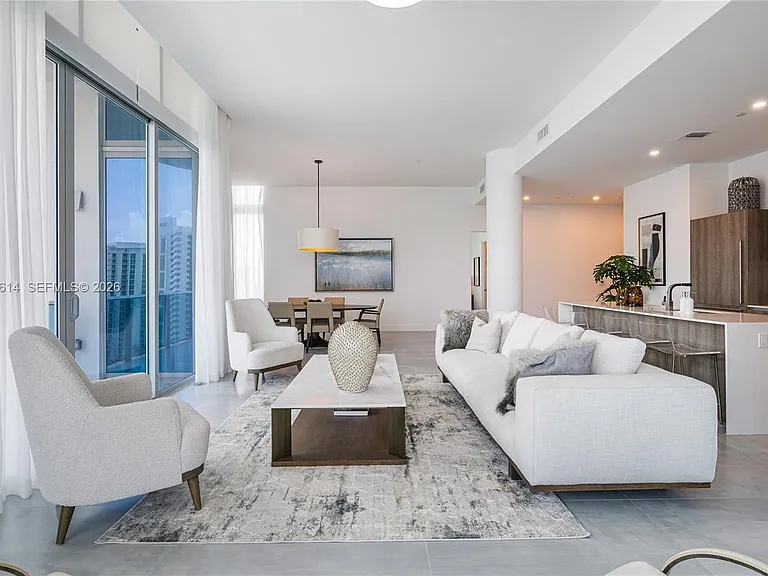 17550 Collins Ave #Penthouse 1 — Photo 29