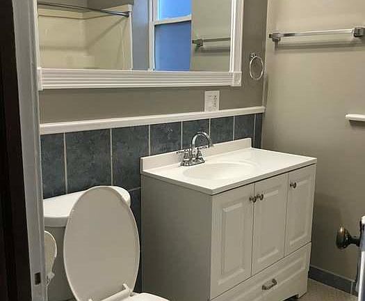 Full bathroom