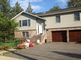 1106 River Rd, New Milford, NJ 07646