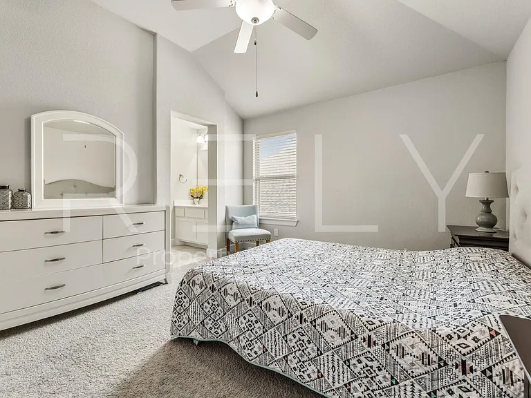 240 Cross Timbers Dr — Photo 32