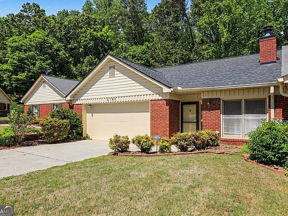 2nd image of 6190 Douglas Manor Ct