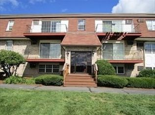 12 Williamsburg Ct UNIT 2, Shrewsbury, MA 01545