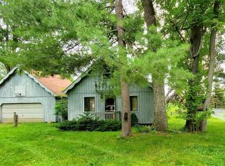 120 Mohican Ave, Houghton Lake, MI 48629