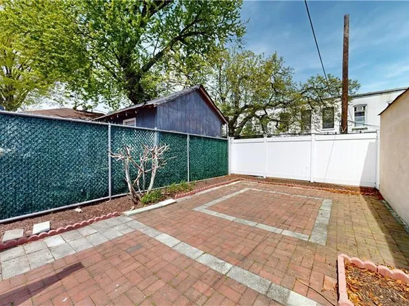 949 72nd Street image 32 of 33