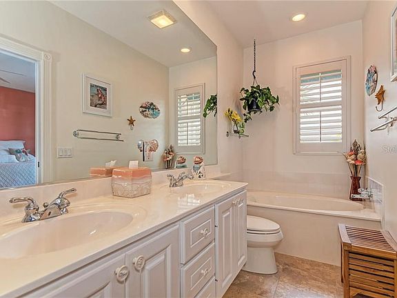5th image of 1730 Burgos Dr