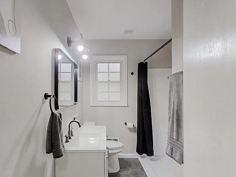 Willow Trl SW — Photo 4