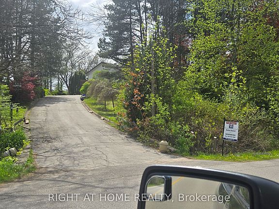 3rd image of 16140 Mount Hope Rd
