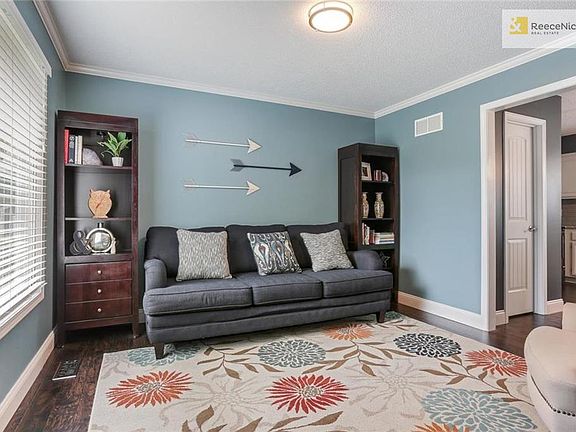 Front Den, Office or Dining Room