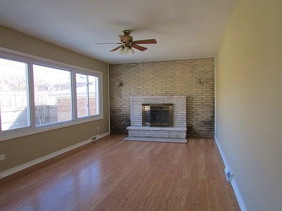 5th image of 8343 N Keeler Ave