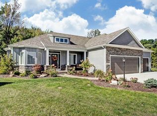12591 Lasuvera Ct, Fort Wayne, IN 46845