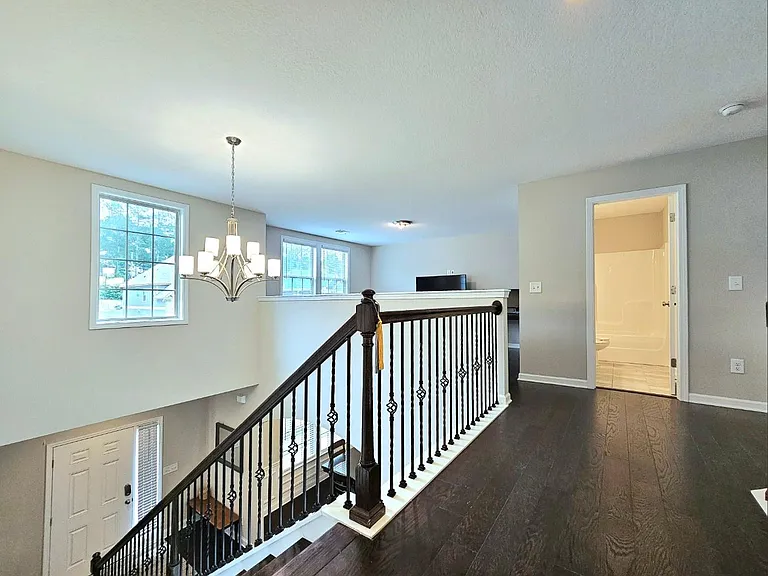 2652 Golf Mill Ct — Photo 8