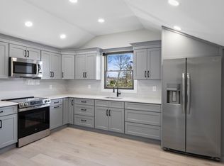 42 Lamport Ave, Pt Jefferson Station, NY 11776