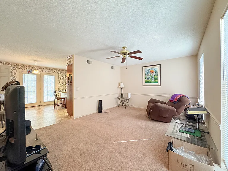3697 Georgia #24-120B — Photo 2