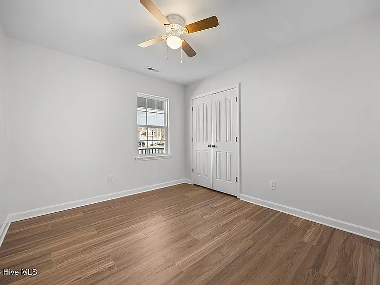 702 Buster Ct — Photo 11