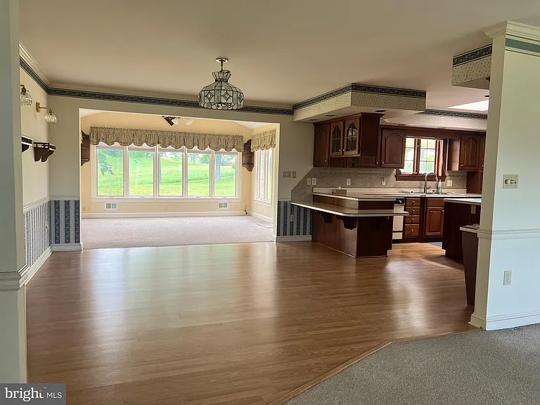 10319 Harmony Rd — Photo 5