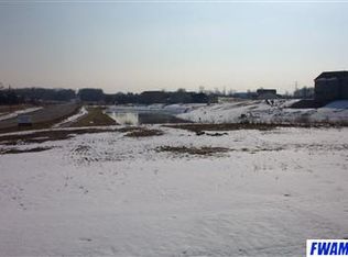 750 W Till Rd #1, Fort Wayne, IN 46825