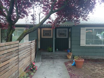 1702 Dexter Ave N, Seattle, WA, 98109