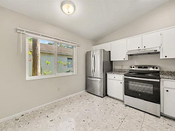 5th image of 7734 LAKESIDE WOODS DRIVE