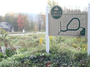 24 Circle Green Dr, Clarks Summit, PA 18411