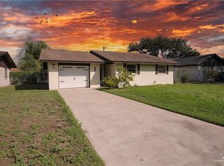 923 Greenlawn St, Mission, TX 78572