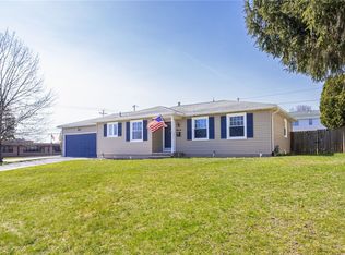 7 Arcadia Pkwy, Rochester, NY 14612