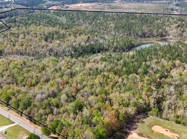 800 McKenzie Rd, Cantonment, FL 32533