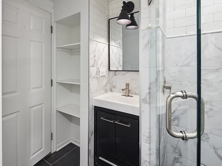 331 Catherine St — Photo 23