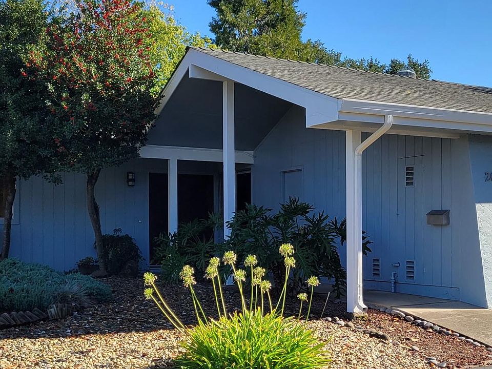 1st image of 20 Park Ln