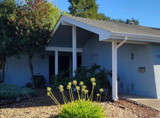 20 Park Ln, Sonoma, CA 95476