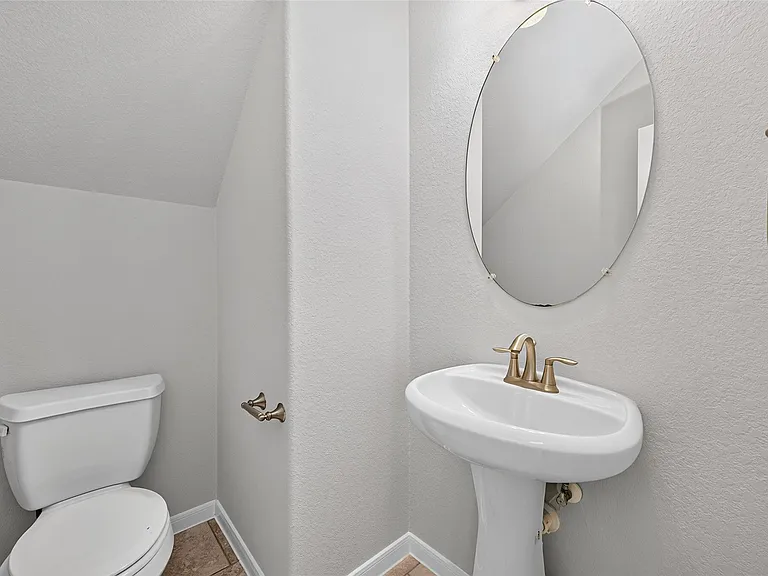 50 Vershire Cir — Photo 24