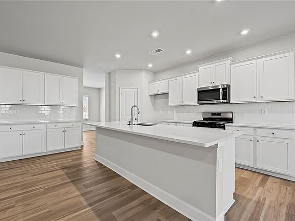 7th image of this home