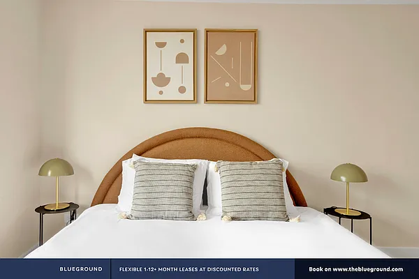 Rented by The Blueground | media 22