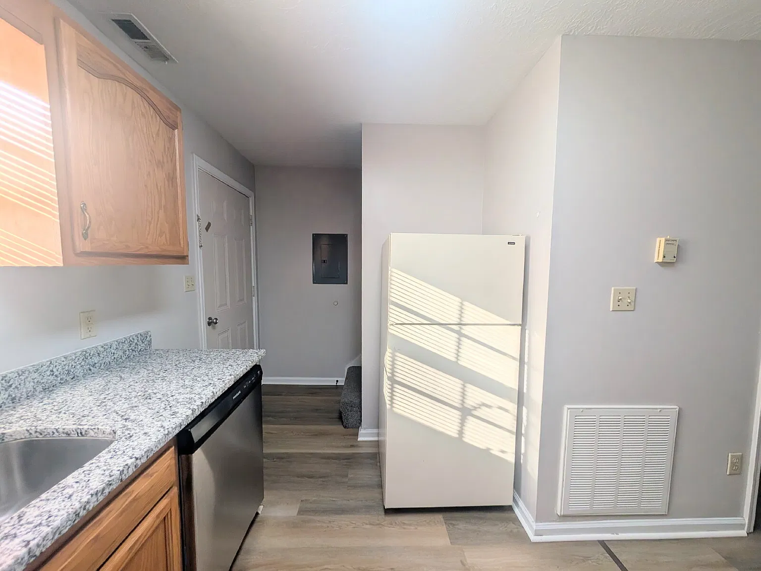 587 Baker Rd — Photo 4