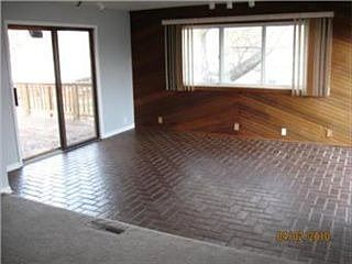 5th image of 429 N Garfield St