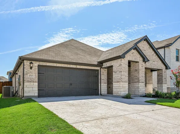 3717 Canyon Dr, Farmersville, TX 75442