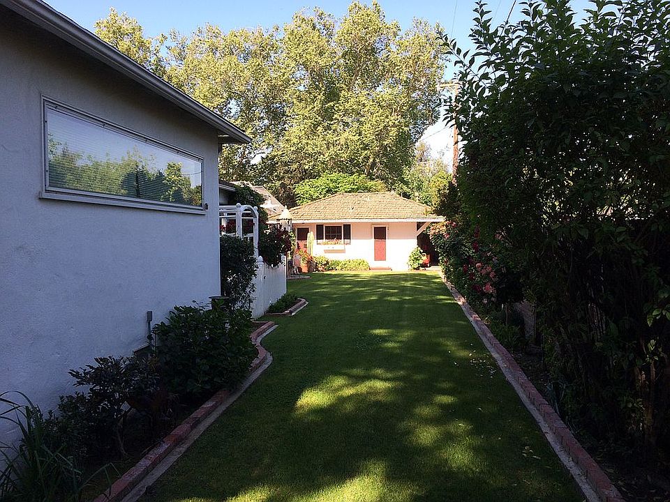 1st image of 1406 W Beverly Dr