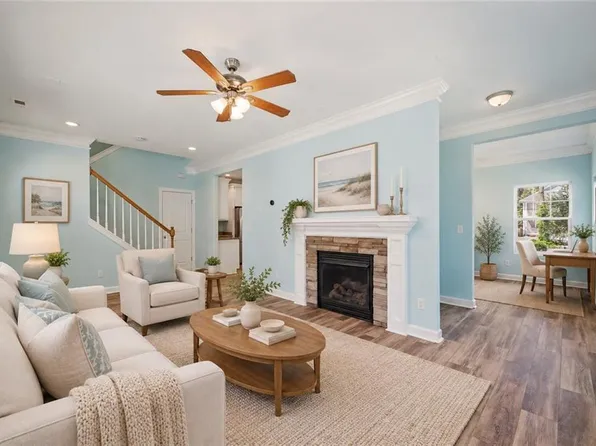 3216 Pretty Lake Ave #B, Norfolk, VA 23518