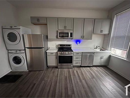 2nd image of 3440 Oregon Ave #2F