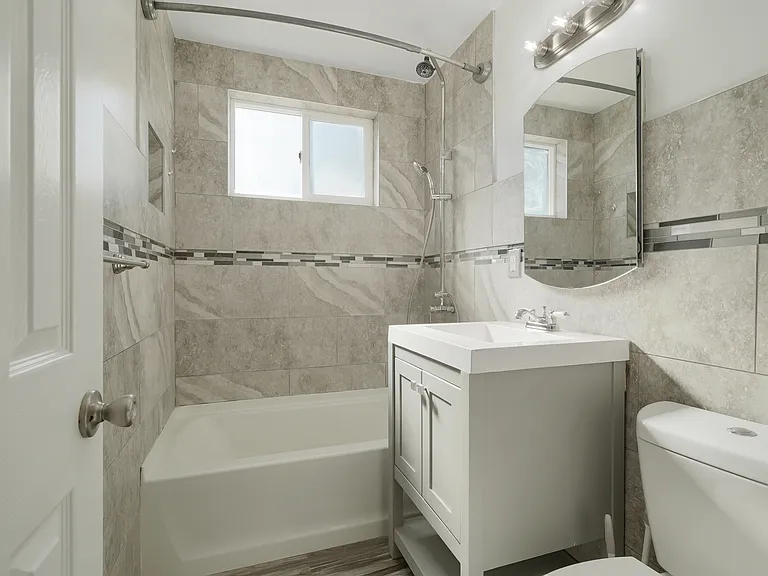 816 E Pleasant St #B — Photo 10