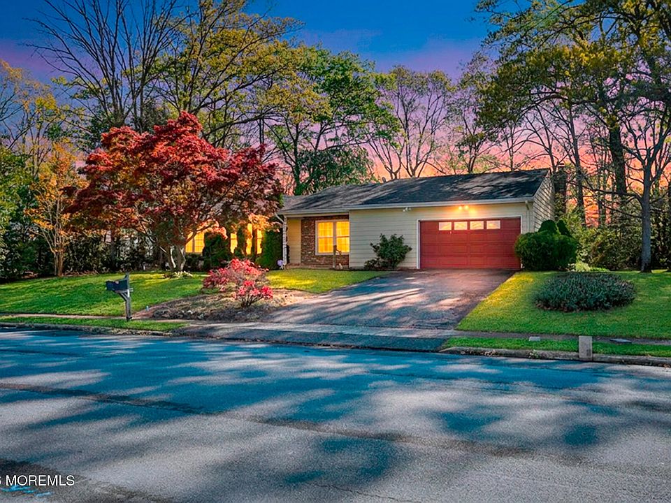 1st image of 535 Holmes Avenue N
