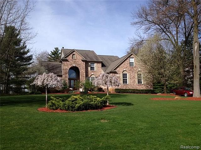 1st image of 480 Manitou Ln