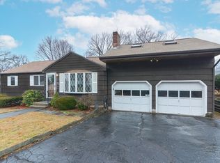 22 Grace Rd, Woburn, MA 01801