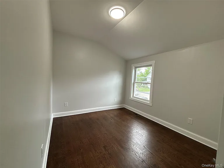 21 Prime Ave #1 — Photo 13