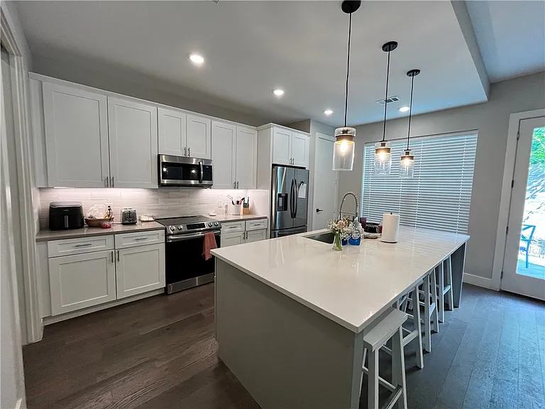 288 Estates Cir — Photo 5
