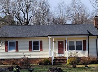 813 Trollingwood Hawfields Rd, Mebane, NC 27302