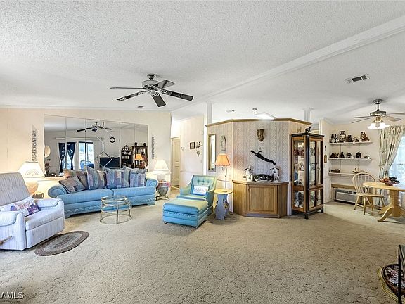 4th image of 2626 Zoysia Ln