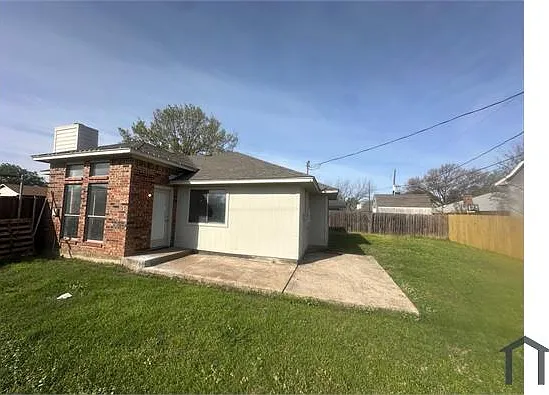 701 W Lynn Creek Dr — Photo 13